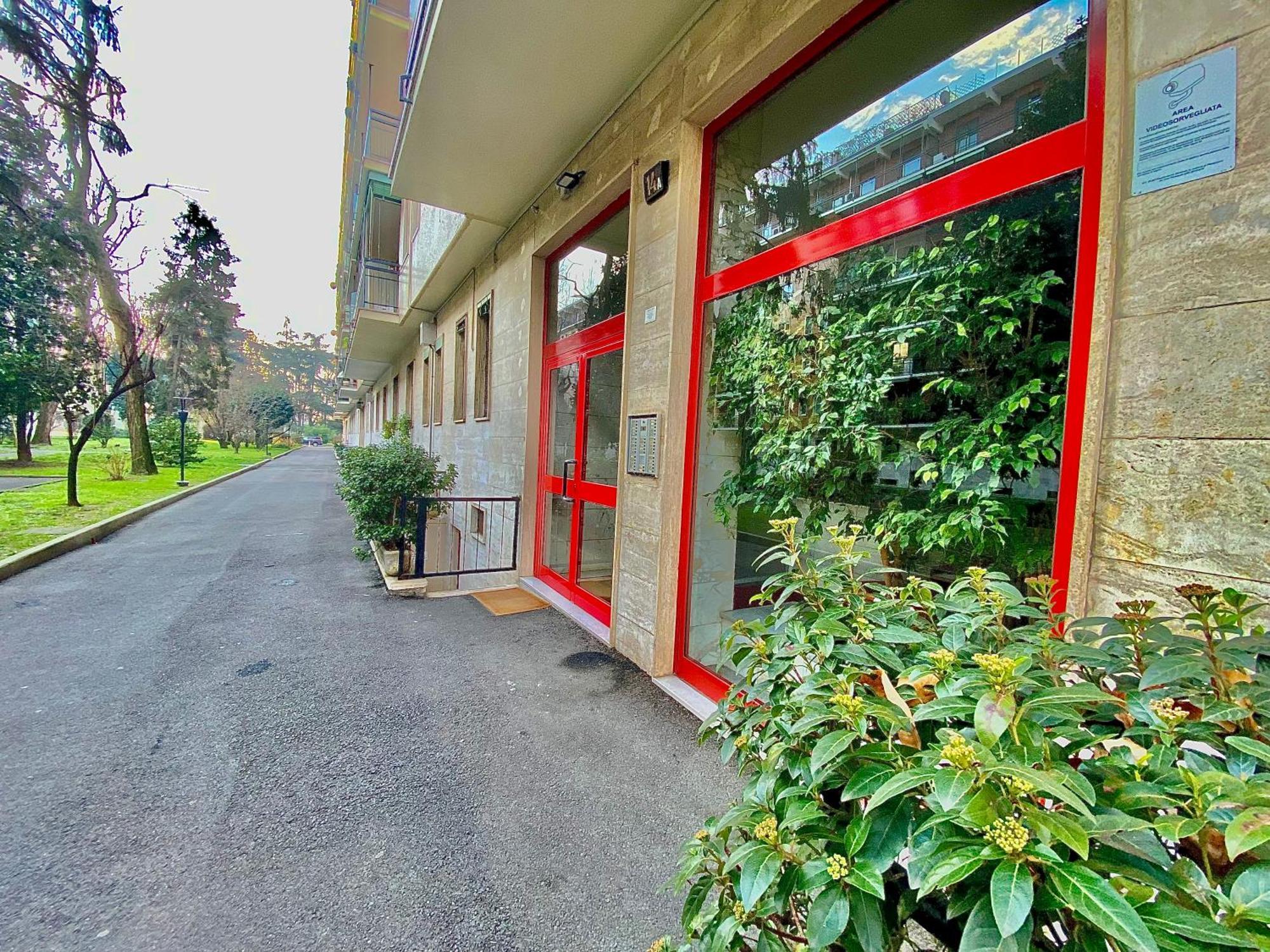 Navigli Style, Tra Metropolitana Famagosta, Comfort E Modernita Leilighet Milano Eksteriør bilde